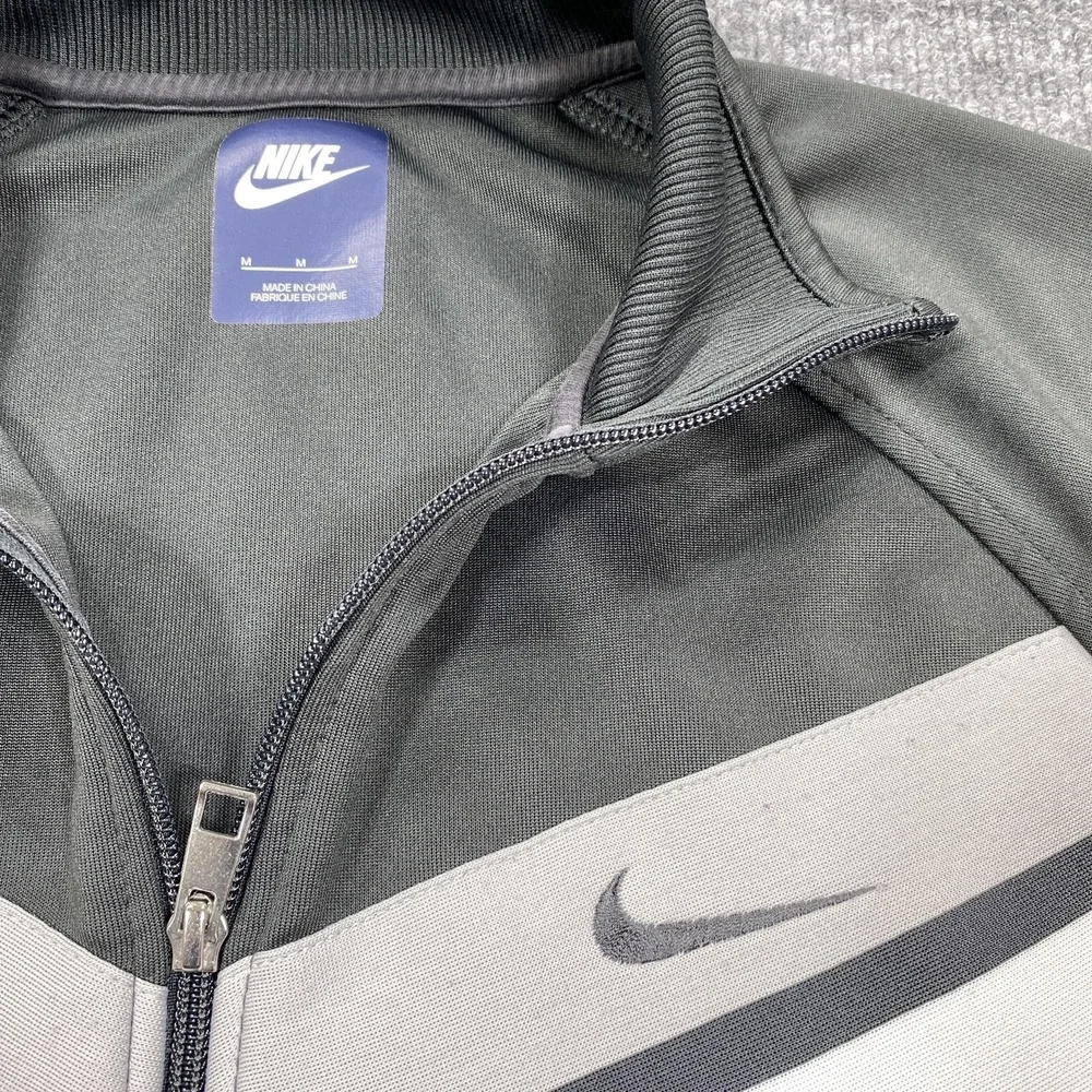 Nike Jacket Mens‎ Medium Black Windbreaker Full Zip Collared Pockets Lightweight